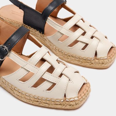 Sandalia estilo cangrejera