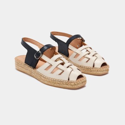 Sandalia estilo cangrejera